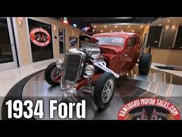 Houston, tx — authorities in houston announced this morning that a fiery car crash last evening took the life of texas native and zz top guitarist, billy gibbons. 1934 Ford 5 Window Street Rod Is Ready For The Next Zz Top Video Sounds Brutal Autoevolution
