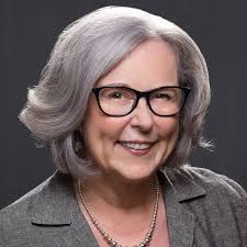 Community leader empowers women through her volunteer work