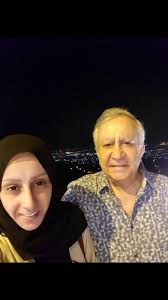 وكان أبوه يعمل في شركة أرامكو البترولية. ØªØ±ÙƒÙŠ Ø§Ù„Ø­Ù…Ø¯ Ù„Ù€ Ø¹ÙƒØ§Ø¸ Ø¯Ø®Ù„Øª Ø§Ù„Ø³Ø¬Ù† 3 Ù…Ø±Ø§Øª ÙˆØ®Ø±Ø¬Øª Ø¨Ø¹Ù‚Ù„ Ø¬Ø¯ÙŠØ¯ Ø£Ø®Ø¨Ø§Ø± Ø§Ù„Ø³Ø¹ÙˆØ¯ÙŠØ© ØµØ­ÙŠÙØ© Ø¹ÙƒØ§Ø¸