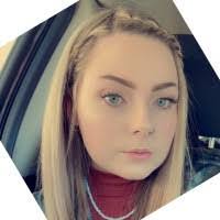 Katherine Mullins's Instagram, Twitter & Facebook