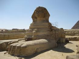 In the display it shows how the sphinx looked before and after. Fascinating Facts About The Great Sphinx Of Giza And How It Was Built