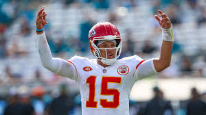 Patrick Mahomes restructures contract for record 4-year deal | CNN