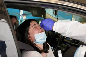 A throat and nasal swab taken by a doctor forms the basis of the. Novo Teste Promete Identificar Coronavirus Com Mais Seguranca Noticias R7 Saude