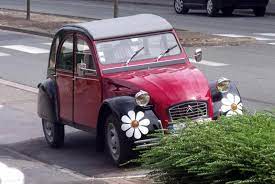 citroen 2 chevaux fleurs une voiture de collection proposee par bruno m voitures 2cv licorne coloriage simple