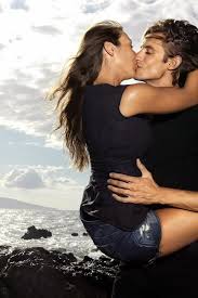 Kissing Love Hd Live Wallpaper 1mobile Com Hugs And Kisses Couples Kissing Couples Love Couple