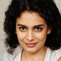 Angela Pinto's Instagram, Twitter & Facebook