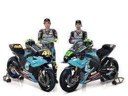 Valentino rossi to retire at the end of 2021 the doctor has announced he will hang up his leathers at the end of the season and bring an illustrious 25 year grand prix career to a close. Motogp 2021 Petronas Zeigt Die Yamahas Von Rossi Und Morbidelli