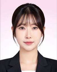 Lee Se-young, you've changed a lot since your entire face got plastici