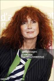 415 Laura Lambert Photos & High Res Pictures