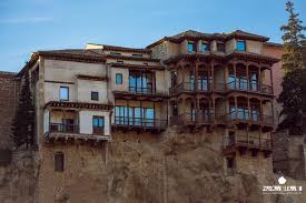 Proponujemy skorzystać naszą stroną internetową dla rezerwacji hotel apartamentos casas colgadas. Las Casas Colgadas De La Ciudad De Cuenca Espana