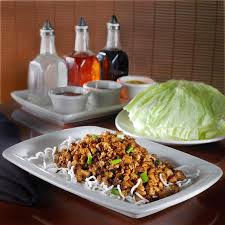 Chang's china bistro offers up plenty of other tasty treats as well. P F Chang S China Bistro Offers Flavor Fireworks Offbeat With Phil Potempa Nwitimes Com