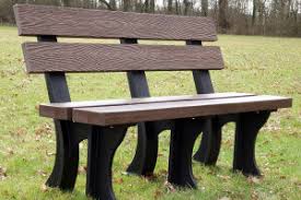 Jual kursi taman dan teras plus meja material rangka besi baja tempa sangat kuat dan lebih tebal kayu duduanya. Pengen Tahu Akan Manfaat Kursi Taman Yang Jarang Diketahui Orang
