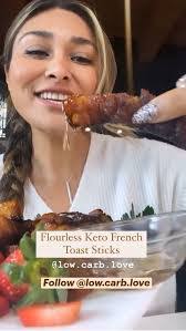 Nicole Ramage's Instagram, Twitter & Facebook