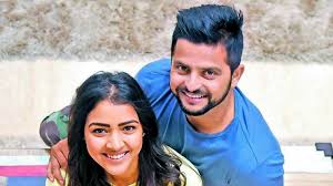 Последние твиты от suresh raina (@imraina). Suresh Raina S Wife Takes The Scissors
