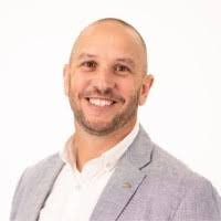 10+ "Glen Packer" profiles