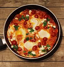 Shakshuka Tim Malzer Und Kitchen Impossible Sei Dank Rezepte Shakshuka Rezept Einfache Gerichte