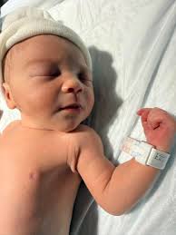 New moms deserve extra love—shop dreamy gifts curated just for her.