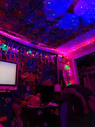 If You Use This Pic Anywhere Pls Give Credit I Ve Seen My Room In Tiktoks And My Comment Gets Deleted For Clai Room Tapestry Room Ideas Bedroom Dreamy Room