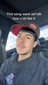 Edwin veloz (@shrek_jr_)