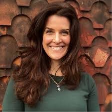 Teresa Loch's Instagram, Twitter & Facebook