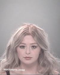 Lindsey Atkinson's Instagram, Twitter & Facebook