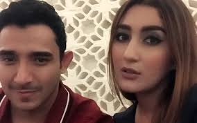 Kekasih Tania Nadira Tak Kalah Ganteng dari Tommy Kurniawan