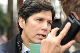 New Poll Finds Nearly 60% Of LA Councilman Kevin De Leon's Constituents  Want Him Recalled