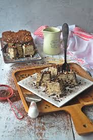Pasti ada yang bertanya resepi kek batik dan cara nak buat macamana supaya jadi lembut, rangup dan gebu? Kek Batik Milo Tanpa Telur Yang Sedap Kek Batik Lejen Berserta Tips Qasey Honey