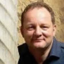 Peter Kováč 📖 Antikvariát Avion