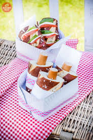 Anstatt eine große party zu feiern, soll dieser besondere tag dieses jahr aber lieber im ganz kleinen kreis verbracht werden und zwar in trauter zweisamkeit. How To Playdate Die Besten Snack Tipps Coole Snacks Snacks Picknick Essen
