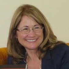 Carrie Miles's Instagram, Twitter & Facebook