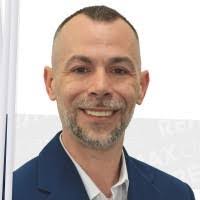 Rusty Bateman's Instagram, Twitter & Facebook