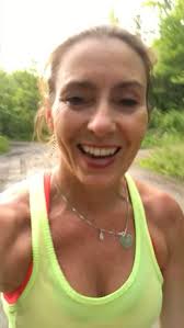 I feel good 🎶🎶 ✓ 300consecutive runs 🏃‍♀️ ✓186 consecutive coldwater  dips 🌊 #wimhof #wimhofmethod #coldwaterswimming #sunrise #bikini  @thecoldwatercommunity @iceman_hof @icewim @cold.water.women @tiffanyandco  @greatlakesgreatresponsibility ...