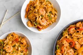 Sriracha Shrimp With Noodles Recipe Shrimp Recipes Healthy Recipes Food