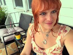 آن مارغريت: صور من أيقونة الجمال في الستينات والسبعينيات  https://www.historydefined.net/ann-margret-photos/