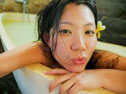 Du also covered the chinese editions of vogue, elle and. 2 149 Asian Bathtub Photos Free Royalty Free Stock Photos From Dreamstime
