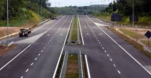 Beliau berkata, pembukaan laluan sepanjang 34 kilometer (km) ini dijangka dapat memberi manfaat kepada pengguna jalan dengan mengurangkan masa perjalanan mereka. Federal Roads The Pulse Of The East Coast