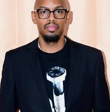 Lonnie Harrell's Instagram, Twitter & Facebook