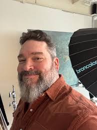 Nancy Perreault's Instagram, Twitter & Facebook