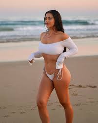 Sabina Alexia - Free pics, galleries & more at Babepedia