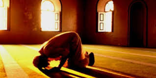 Sholat tarawih merupakan sholat berjamaah yang dilakukan hanya pada saat bulan ramadhan saja. Daftar Surat Pendek Di Bawah 10 Ayat Mudah Dihafalkan Untuk Salat Tarawih Dream Co Id