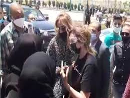 الوضع الصحي لدلال عبدالعزيز صعب، مش سهل، ومقدرش أقول فيه تحسن، وكل شوية. Ø£Ø¹Ø±Ø§Ø¶ ÙƒÙˆØ±ÙˆÙ†Ø§ Ù„Ù… ØªÙ†ØªÙ‡ÙŠ ÙŠØ³Ø±Ø§ ÙÙŠ Ø¬Ù†Ø§Ø²Ø© Ø§Ù„Ø±Ø§Ø­Ù„ Ø³Ù…ÙŠØ± ØºØ§Ù†Ù… Ø¨Ù…Ø³Ø¬Ø¯ Ø§Ù„Ù…Ø´ÙŠØ± Ø¨ÙˆØ§Ø¨Ø© Ø£Ø®Ø¨Ø§Ø± Ø§Ù„ÙŠÙˆÙ… Ø§Ù„Ø¥Ù„ÙƒØªØ±ÙˆÙ†ÙŠØ©