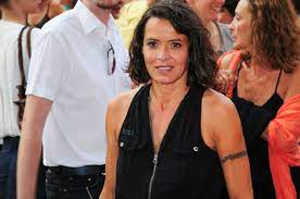 She is an actress, known for место преступления (1970), rose (2016) and drehkreuz. Ulrike Folkerts Hochzeit Hat Praktische Vorteile Magdeburger News Das Nachrichtenportal News Rund Um Magdeburg