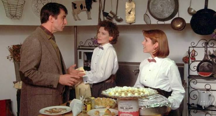 Our Thanksgiving movie: Hannah and Her Sisters « Eliot's Eats