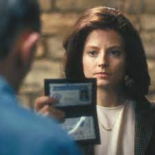 Sie sei untröstlich, einen freund und foster spielte in dem legendären psychothriller das schweigen der lämmer eine der hauptfiguren. Clarice Cbs Sichert Sich Schweigen Der Lammer Sequel Alex Kurtzman Projekt Spielt In Den 1990er Jahren Tv Wunschliste
