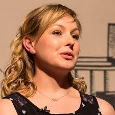 Karen Uhde's Instagram, Twitter & Facebook