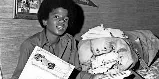 Sign up to get the latest michael jackson news delivered right to your inbox. Michael Jackson Vom Kinderstar Zum King Of Pop Maz Markische Allgemeine