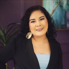 Zakiya Thomas's Instagram, Twitter & Facebook