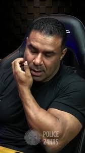 Piá Pedindo Desculpa Sobre Pegar O Capacete Da Rota