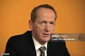 25,880 Executive Board Members Stock Photos, High-Res Pictures, and Images 